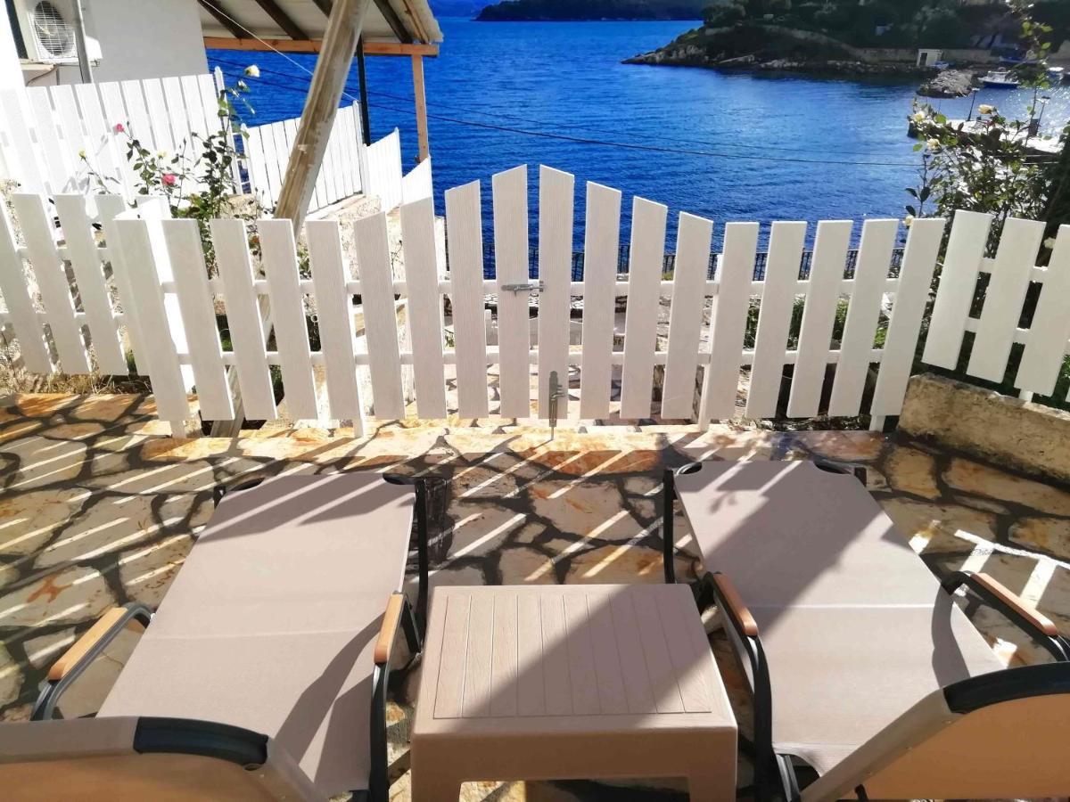 Sea Rose Lägenhet Kassiopi Exteriör bild
