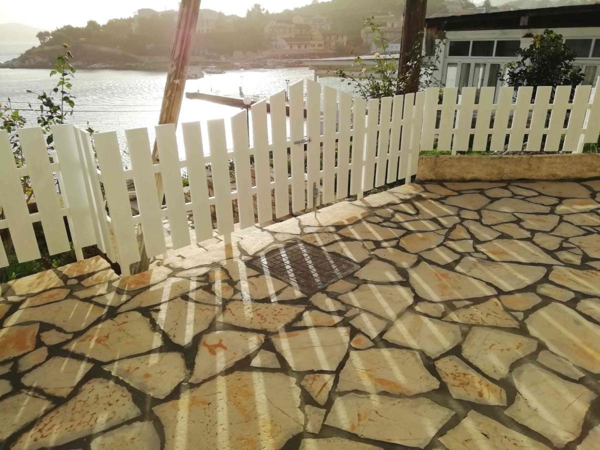 Sea Rose Lägenhet Kassiopi Exteriör bild